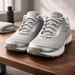 BROOKS GHOST 10 gray mesh Athletic running sneakers 1202461B144 women's size 8